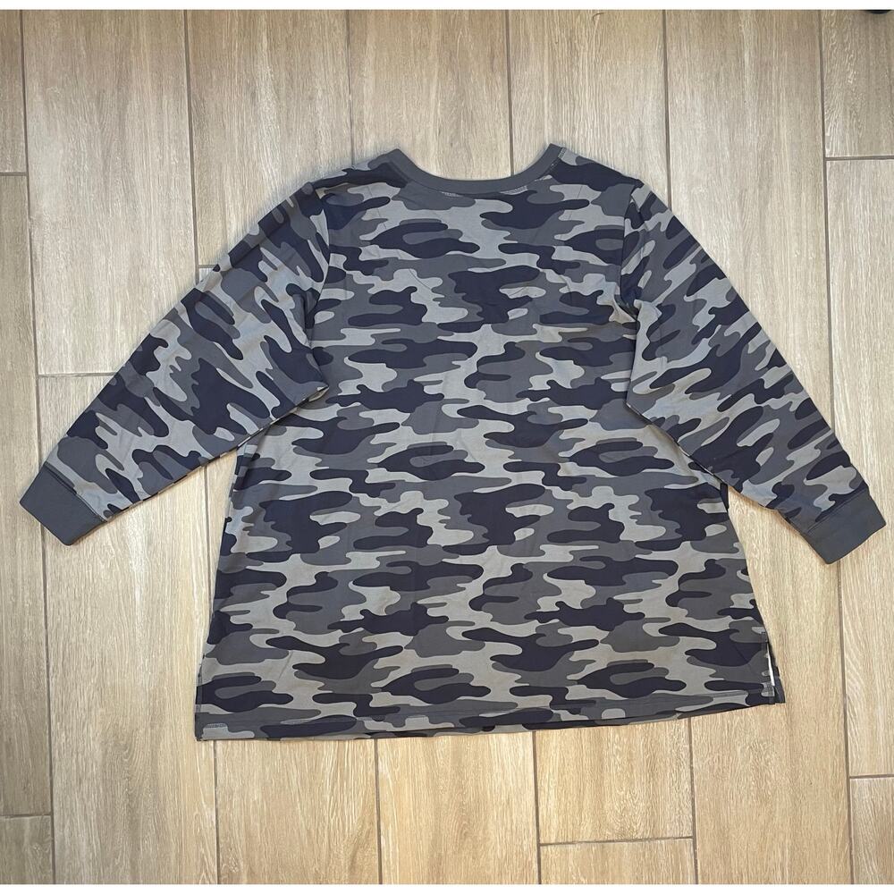 D&Co Active Camo Tunic Top Womens 3X Gray V Neck 3/4 Sleeve Pockets - Picture 3 of 8
